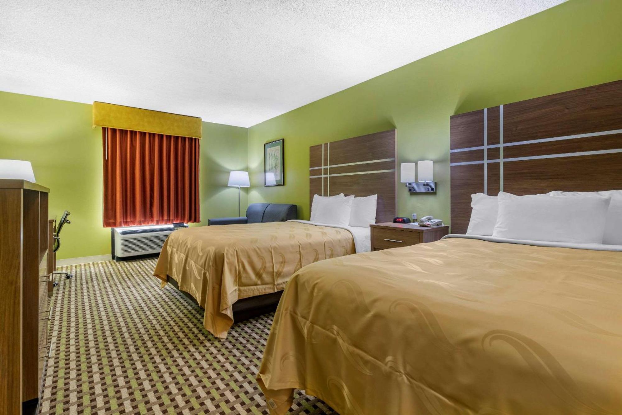 Double Room with Two Double Beds - Non-Smoking,1275831598:JPEG